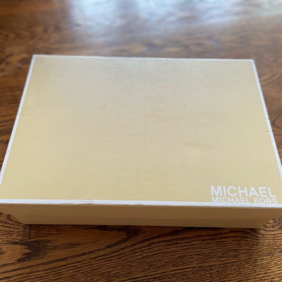 Michael Kors heeled sandals - Picture 4 of 4